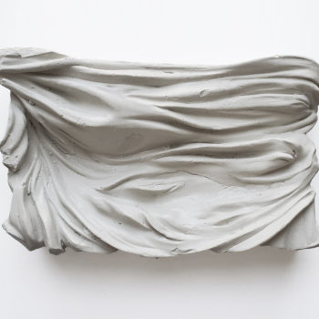 María Dusamp, Stay Still, Variant II, 2020, Epoxy clay, 5 x 7.5 x 1.06 inches