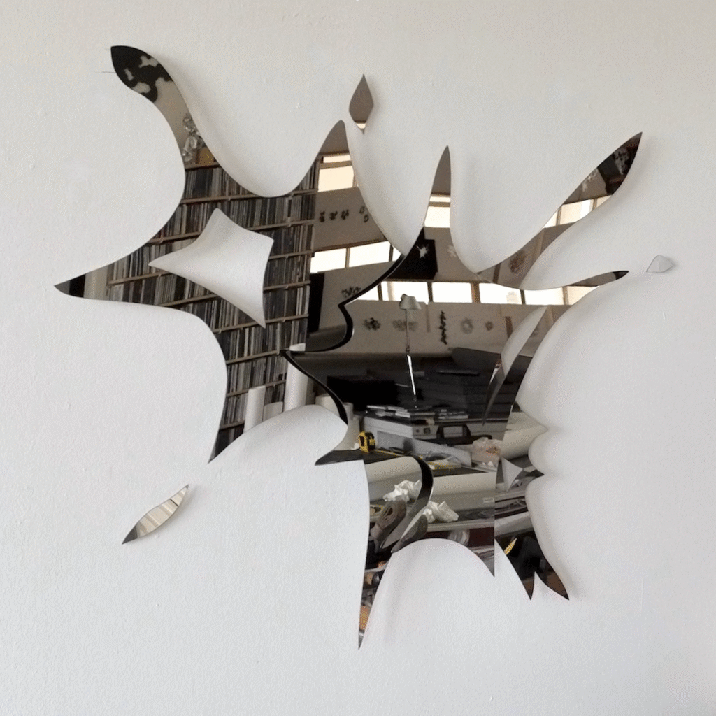 Andreas Kocks Reading the Air (#2471V), 2024 Stainless steel, polished 33 x 38 x 1 inches