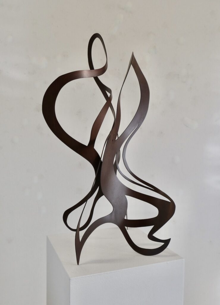 Andreas Kocks Elegant People (#2512st), 2025 Oxidized steel, varnish 20 x 14 x 10 inches